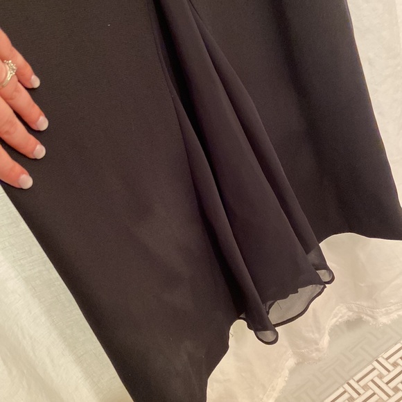 Beautiful Floor-Length Column Dress with Sheer Accent - Picture 4 of 6